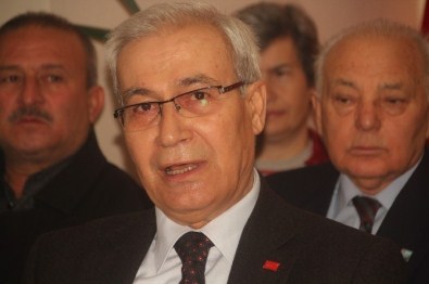 İlk Önce 'Adayım' Dedi, Ardından Vazgeçti