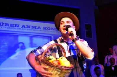 Manisa'da Zeki Müren İçin Anma Konseri