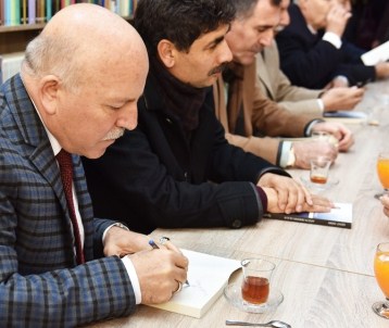 Vedat Aydın Kütüphanesi'ne, Öğrenciler Ve Okurlardan Yoğun İlgi