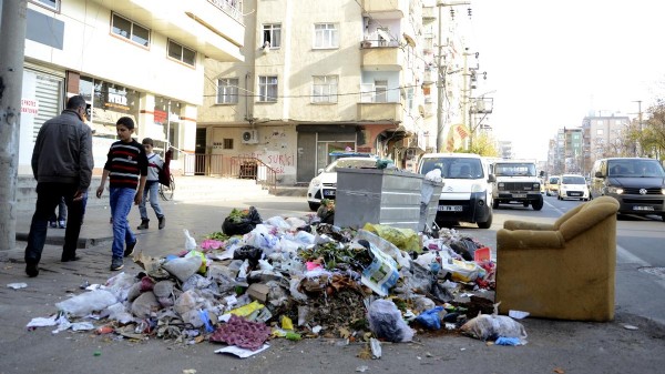 Diyarbakır'da vatandaş HDP'ye isyan etti