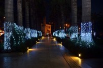 NEYZEN TEVFIK - Bodrum'da Yeni Yıl Hazırlıkları Sürüyor