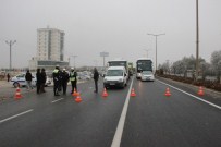 YOLLARBAŞı - Buzlanma Ve Sis Karaman-Konya Karayolunu Ulaşıma Kapattı