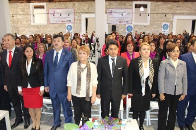 Kadın Muhtarlar İzmir'de Buluştu