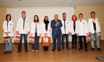PEYAMİ BATTAL - Tıp Fakültesi Öğrencilerine Önlük Giydirildi