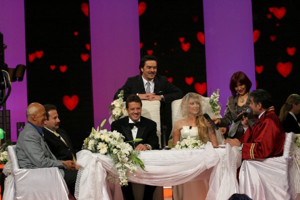 Can Tanrıyar'dan eski eşi Petek Dinçöz'e şok suçlama