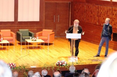 İzmir'de Mizah Festivali Başladı