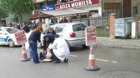 SEMT PAZARI - Kadıköy'de Yaralıya Giden Ambulansa Pazar Engeli
