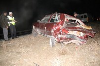 Minibüs Otomobile Arkadan Çarptı Açıklaması 1 Yaralı