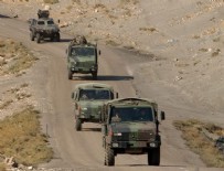 YARALI ASKERLER - Van'da askeri araç devrildi: 7 asker yaralı