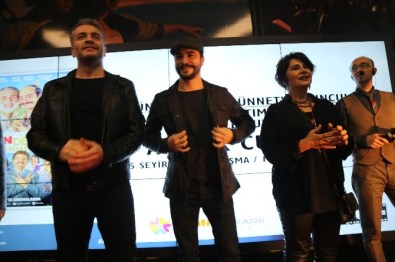 'Düğün Dernek 2 Açıklaması Sünnet' Filminin Antalya Galası Yapıldı