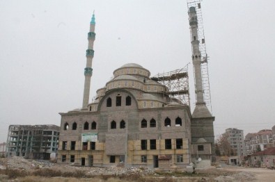 Fatih Sultan Mehmet Cami İnşaatının Yüzde 70'İ Tamamlandı