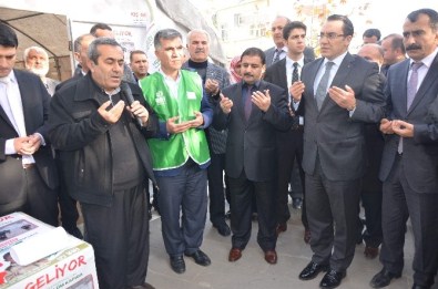 Kahta'da Suriyeliler İçin Yardım Çadırı Kuruldu