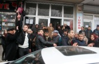 AHMET YILDIRIM - Muş'ta Olaylı Basın Açıklaması