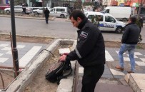 ŞÜPHELİ ÇANTA - Özel Güvenlik Görevlisi, Tedbirleri Hiçe Sayarak Şüpheli Çantaya Müdahale Etti