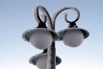 KÜÇÜK ESNAF - Sibirya Soğukları Ardahan'ı Esir Aldı