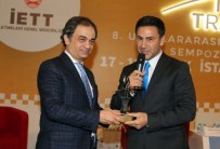 İZZET YıLDıZHAN - Toplu Ulaşıma Gönül Verenler Ödüllerini Aldı