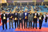 SAFFET SANCAKLı - Türkiye Büyükler Ve Veteranlar Karate Şampiyonası Adana'da Sürüyor