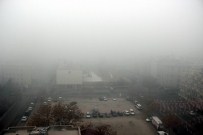 Yoğun Sis Görüş Mesafesini 5 Metreye Düşürdü