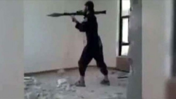 IŞİD militanı kendi roketiyle öldü