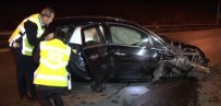 İÇKİ ŞİŞESİ - Alkol Kaza Getirdi Açıklaması1'i Ağır 5 Yaralı