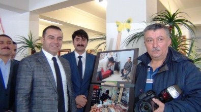 Erciş'te 'Emek Ve Alın Teri' İsimli Fotoğraf Sergisi