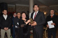 ATATÜRKÇÜ DÜŞÜNCE DERNEĞI - Add Foça Şubesi Dayanışma Yemeğinde Buluştu