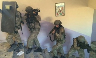 Sur'da hainlere göz açtırılmıyor