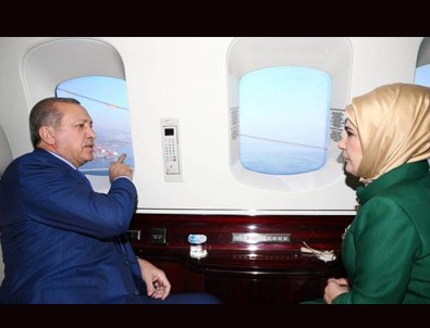 Cumhurbaşkanı Erdoğan Körfez Köprüsü'nü havadan izledi