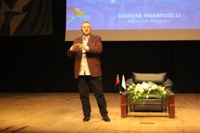 Gazeteci Can Ataklı Beylikdüzü'nde Vatandaşlarla Buluştu