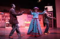 ŞEHIR TIYATROLARı - Harikalar Mutfağı Minikler İçin Oynadı