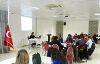 Öğretmenlere Proje Semineri Verildi
