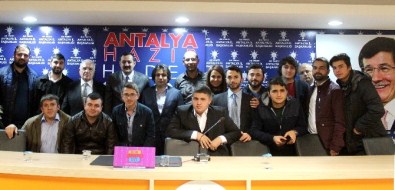 Vecdi Gönül Söyleşiye Katıldı