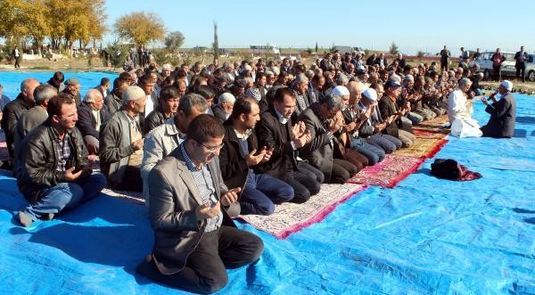 Adana'da yağmur duası