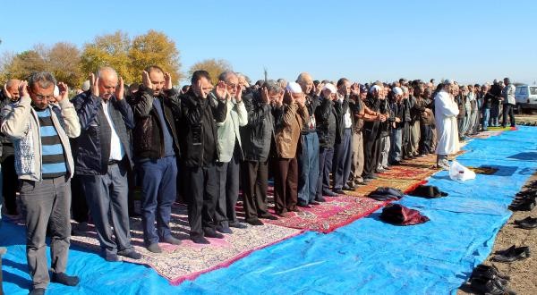 Adana'da yağmur duası