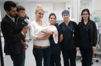 550 Gramlık Masal Bebek Hayata Tutundu