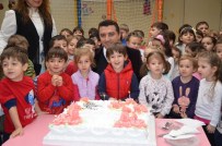 MEVLID KANDILI - Başkan Bakıcı'dan Minik Öğrencilere Mevlit Kandili İçin Özel Pasta