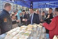 ZINCIRLIKUYU - Belediye Binlerce Kandil Simidi Dağıttı