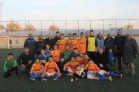 Çiftlikköy Belediyespor U-15 Ligi'nin Şampiyonu Oldu