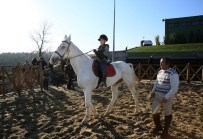 SULTANGAZİ BELEDİYESİ - Öğrencilerden 'Dörtnala' Eğlence