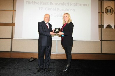 Türkiye Kent Konseyleri Yenimahalle'de Buluştu