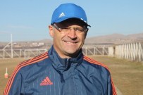 İRFAN BUZ - Buz Açıklaması 'Devre Arası Takıma Takviye Yapacağız'