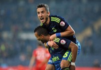 MEHMET TOPUZ - Fener İlk Kez Dörtledi