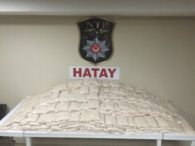 Hatay'da 1 Milyon 685 Bin Adet Uyuşturucu Hap Ele Geçirildi