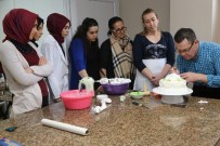 KURUÇEŞME - Ko-Mek Ustasından Pastacılık Eğitimi