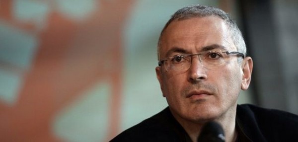 Putin'in Muhalifi Hodorkovskiy'e Tutuklama Kararı