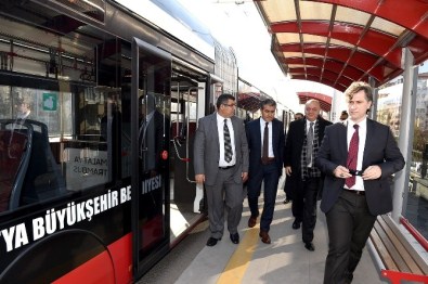 Başkan Ergün Trambüsü İnceledi