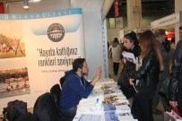 KADIR HAS ÜNIVERSITESI - Khas Üniversitesi Educaturk'te Öğrencilerle Buluştu