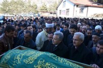 SÜLEYMAN KAHRAMAN - Vali Kahraman Mustafa Karakoç Cenaze Törenine Katıldı