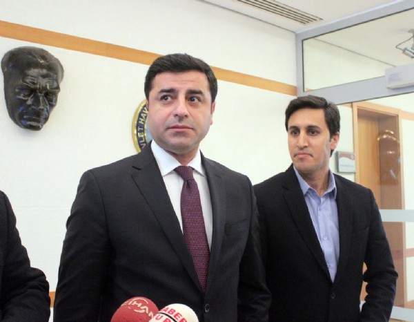 Demirtaş: Bir diyalog kapısı kurmaya çalışıyoruz