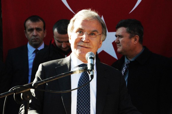 Şahin'den Demirtaş'a gönderme